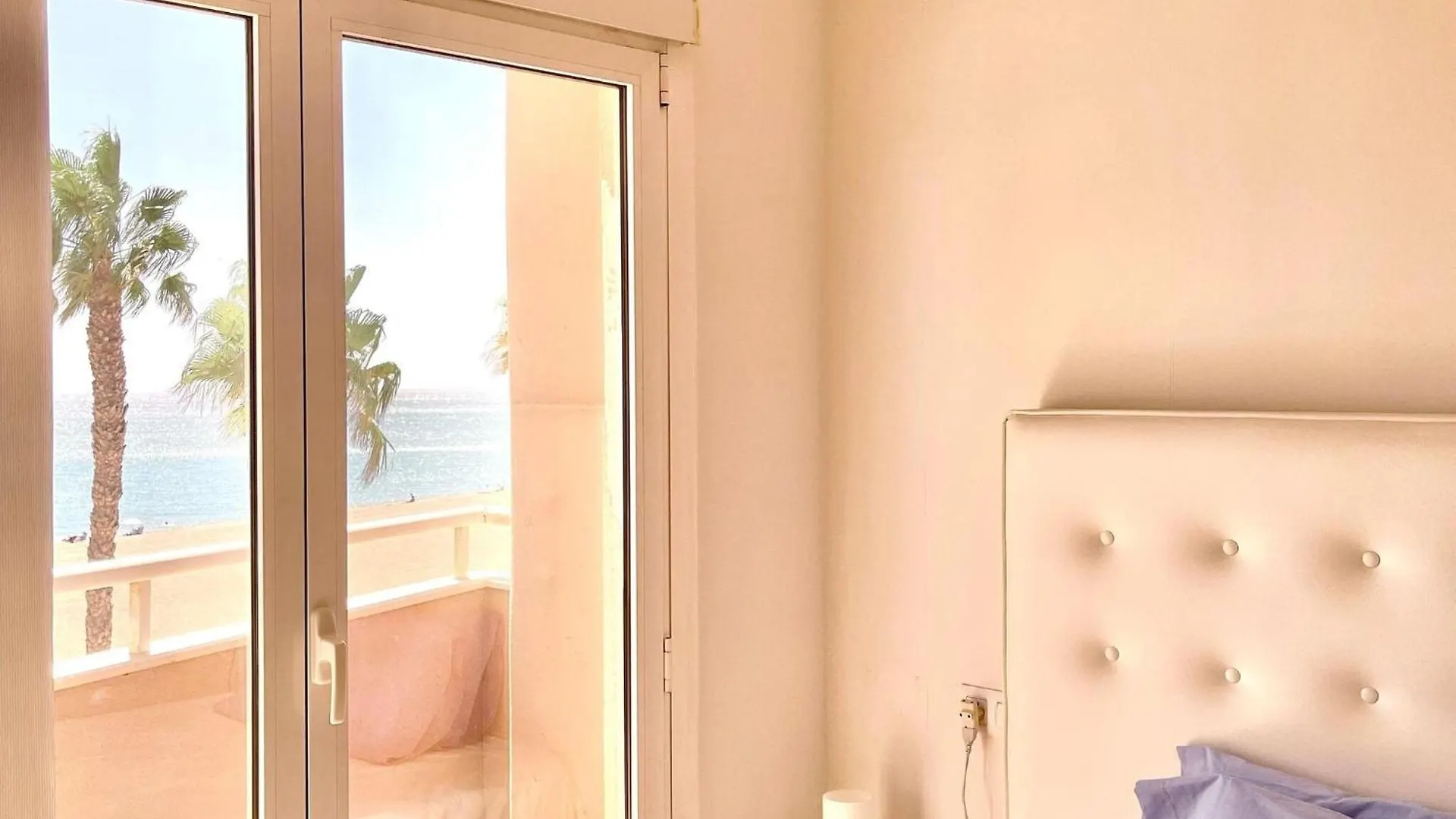 Appartamento Property In Roquetas De Mar