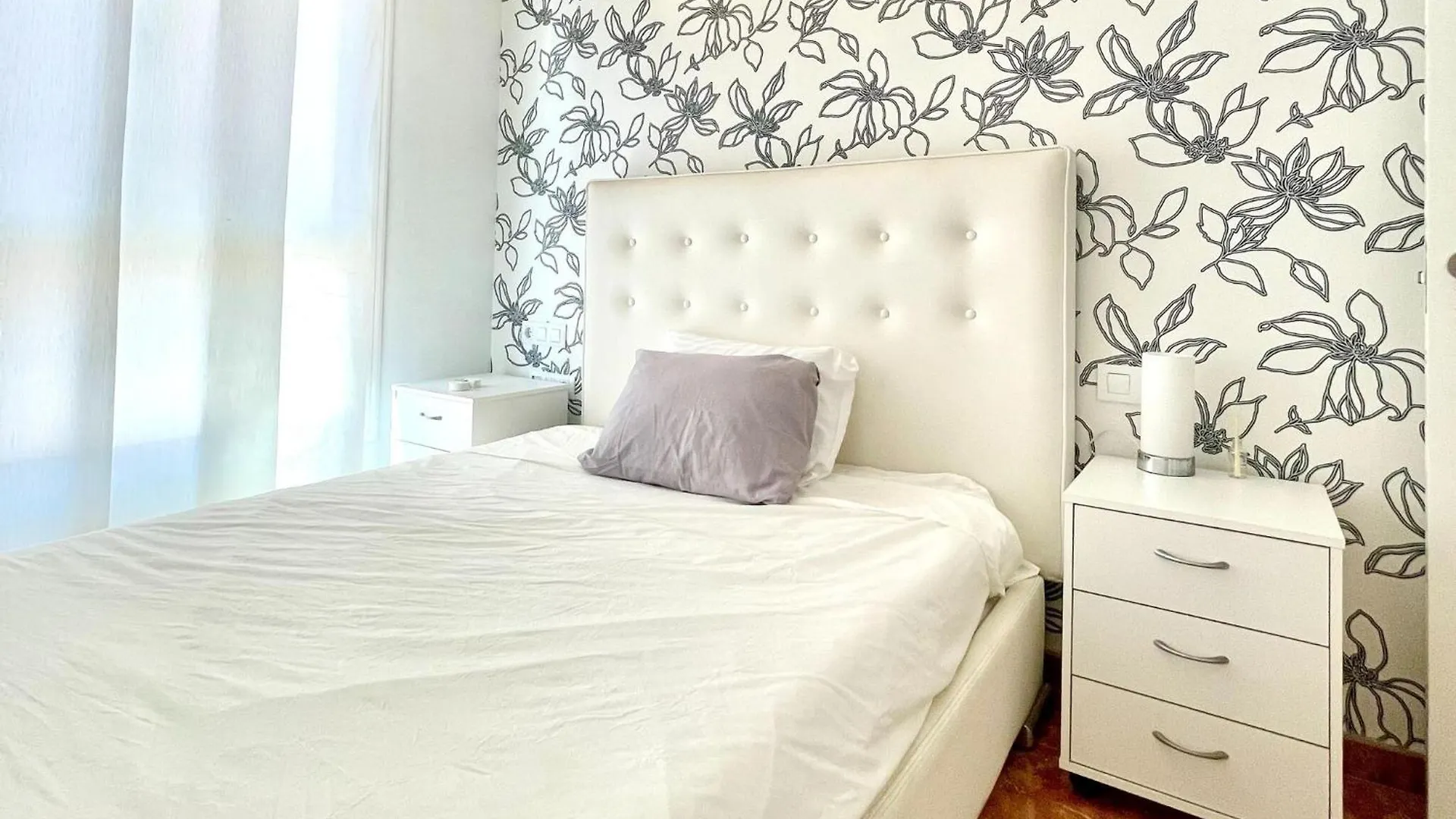 Appartamento Property In Roquetas De Mar