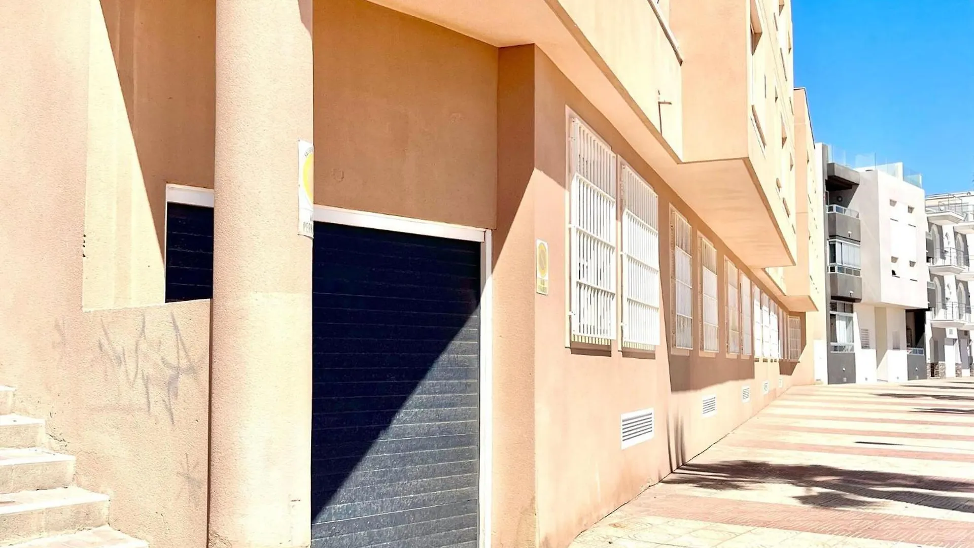 Property In Roquetas De Mar Appartamento